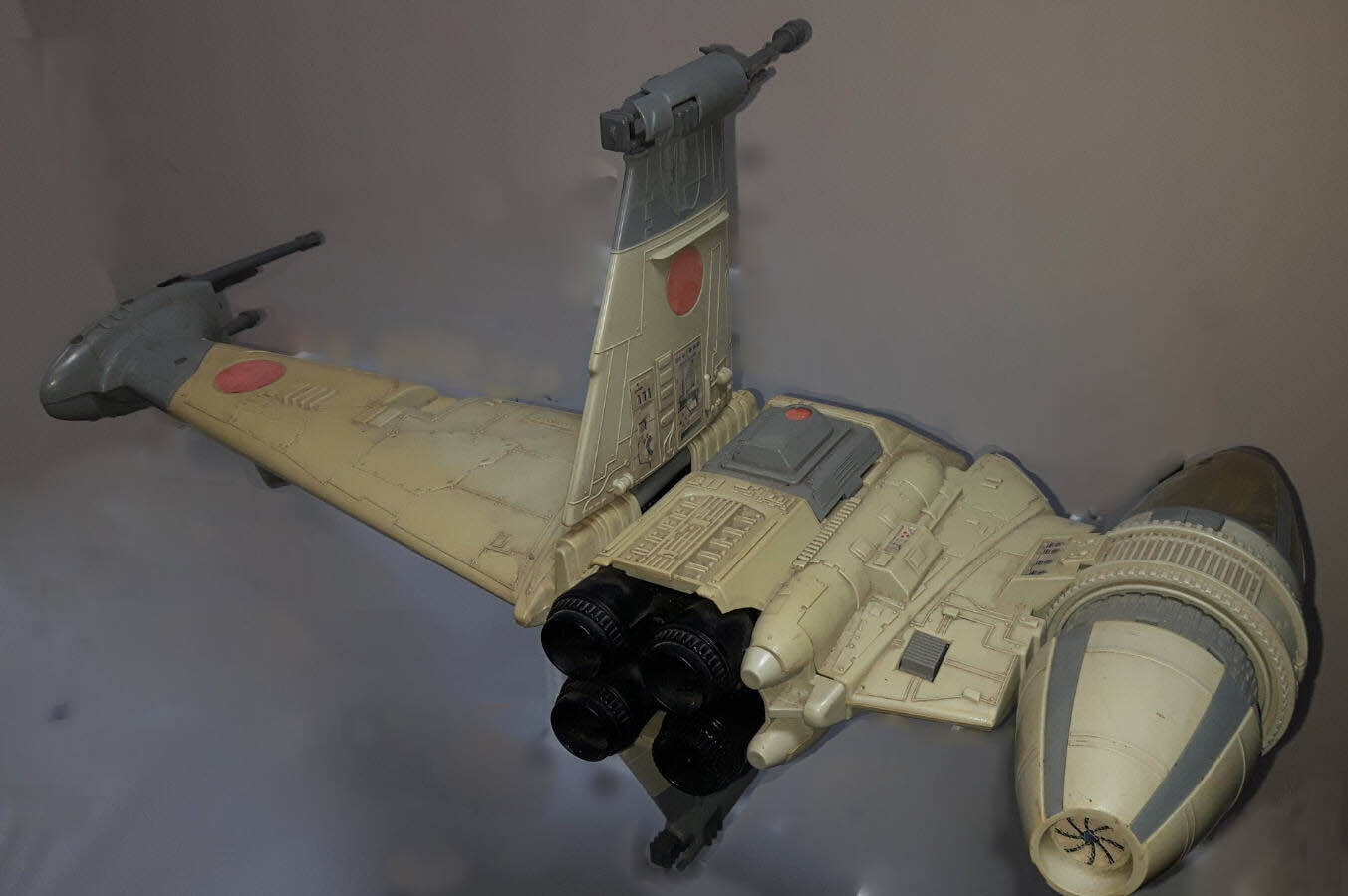 Kenner B-Wing Fighter rear view