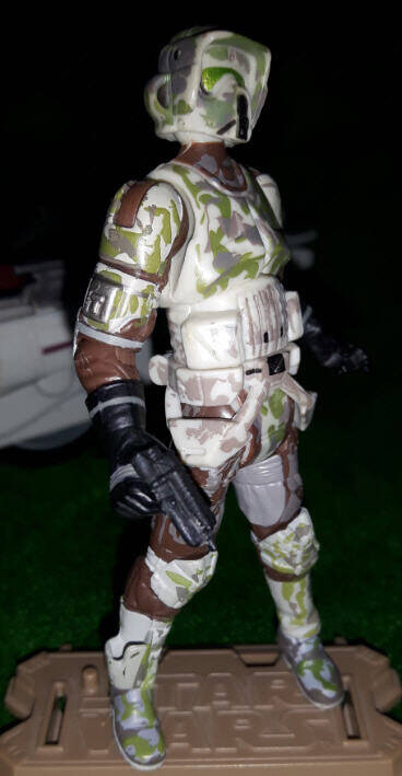 Elite Corps Clone Trooper action figure side