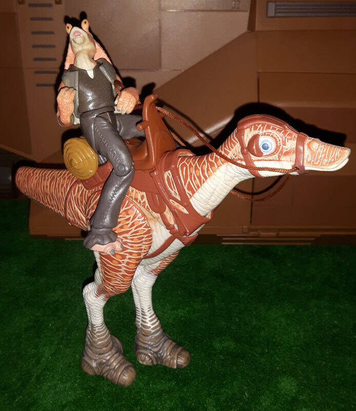 Jar Jar Binks with Kaadu and Multi-Troop Transport