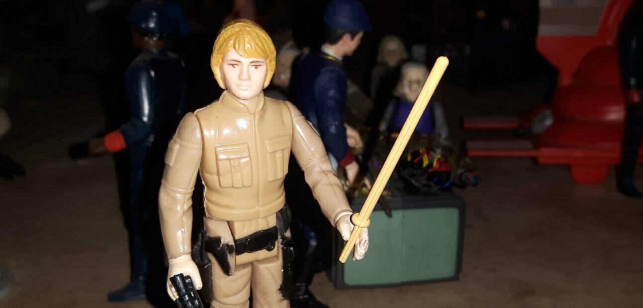 Luke Skywalker Vintage Bespin Fatigues Figure Landscape