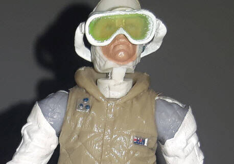 Luke Skywalker Figure (Hoth Attack) goggles