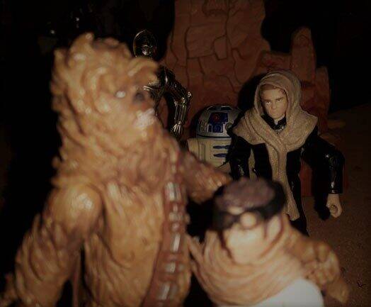 Luke Skywalker Sand Storm Figure Legacy Collection with Han and Chewie