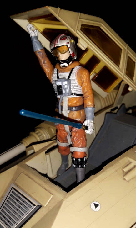 Vintage Kenner Snowspeeder cockpit open