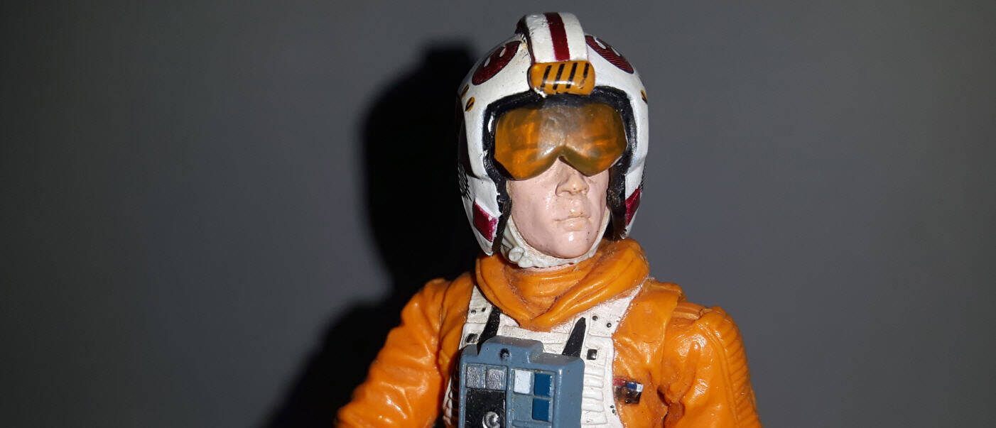 Luke Skywalker Figure Snowspeeder Pilot Legacy Collection