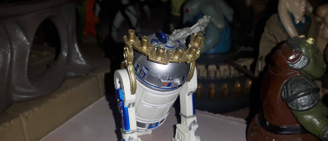 R2-D2 Figure Jabba's Sail Barge Saga Series