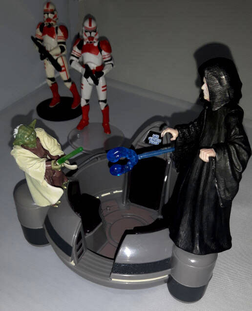 Yoda and Palpatine Senate Duel