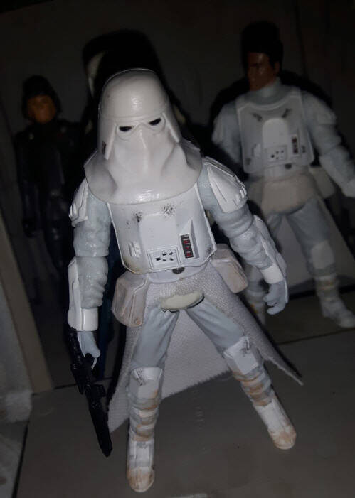 Saga Collection Hoth Snowtrooper figure